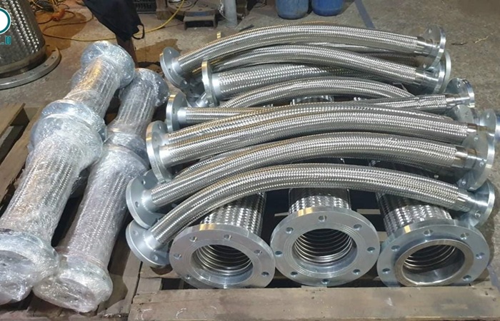 Khớp nối mềm inox mặt bích