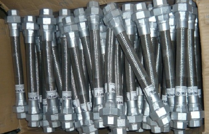 Khớp nối mềm inox rắc co